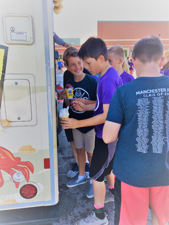 5.25.17 5GR Party_Kona Ice (2)