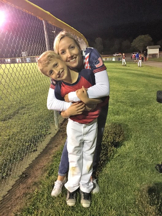 5.25.17 SZ Bulldogs Moms Coach (2)