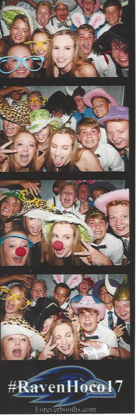 9.23.17 HOCO Photo Booth.jpg