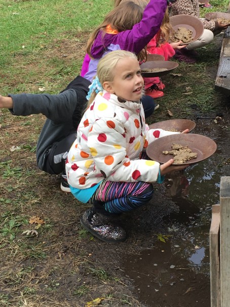 10.11.17 Reece 2GR Mahaffie Field Trip (8).JPG