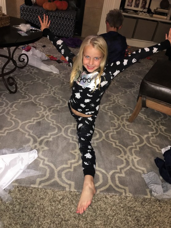 10.31.17 Hwn_post trick or treating (6)