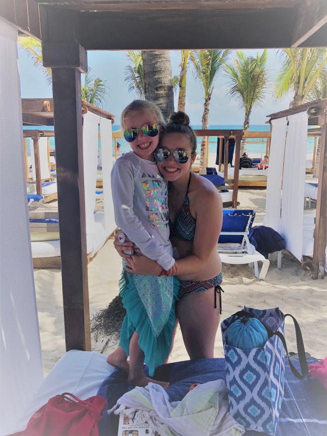 3.12.18 Playa_Azul Fives_Girls Beach Cabana