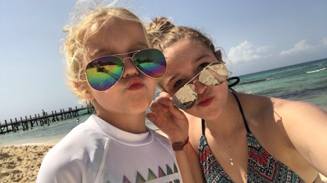 3.13.18 Playa_Azul Fives_Beach Fun (4)