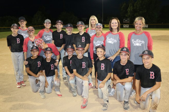 6.6.18 Bulldogs Moms Coach Night (34)