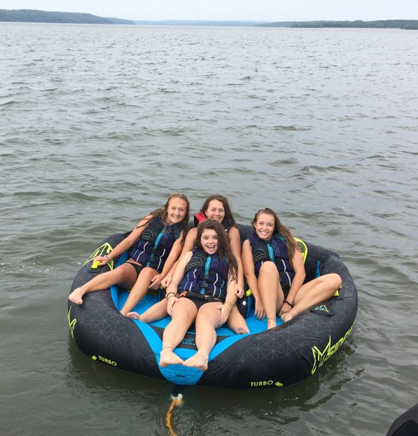 8.26.18 Mo.Emma.Holly.Hannah_Clinton Lake (13).JPG